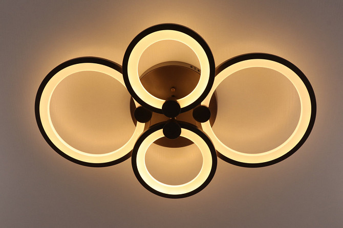 Люстра стельова LED з пультом A2280/2+2-cf Коричневий 10х62х39 см. Киев - изображение 1