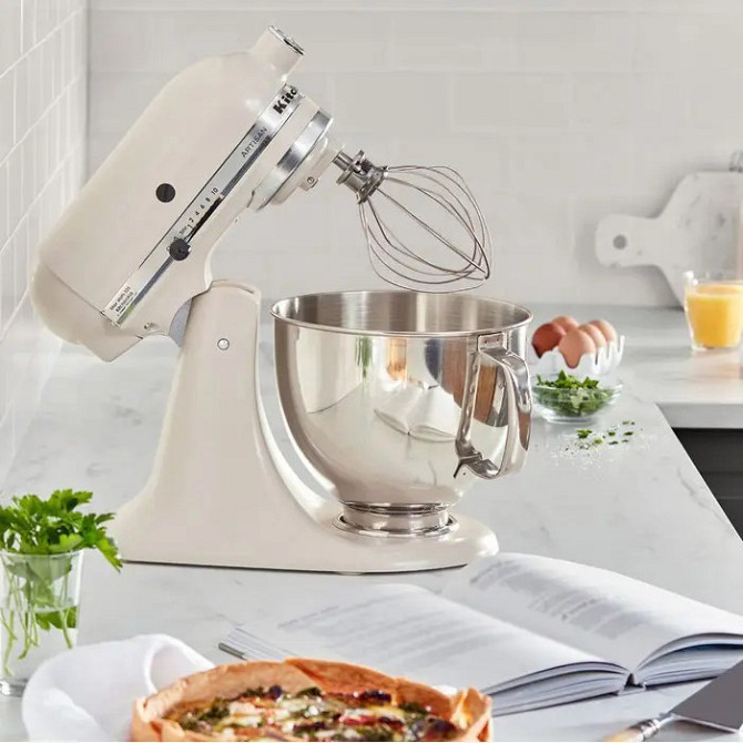 Міксер планетарний KitchenAid Artisan 5KSM125EMH 300 Вт молочний Київ - изображение 1