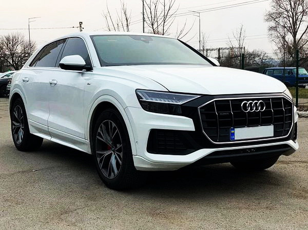 037 Внедорожник Audi Q8 S Line белая заказать Київ - изображение 1