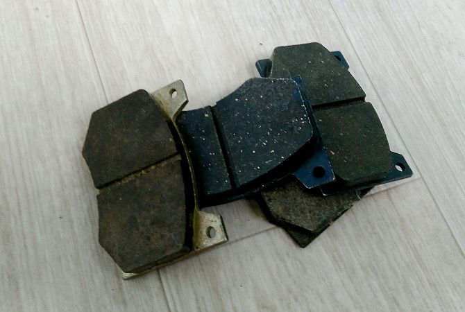 Передние тормозные колодки Москвич 2140 Харьков - изображение 1