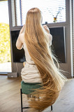 Купуємо волосся у Дніпрі від 35 см Приймаємо волосся ДОРОГО Вайбер 0961002722 Стрижка у Подарунок Дніпро
