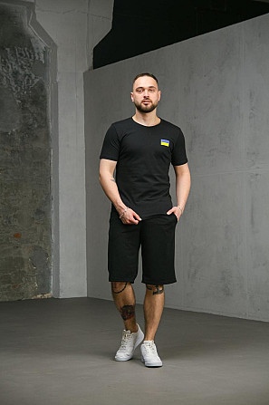 Комплект чоловічий Intruder: футболка з прапором на грудях чорна + шорти трикотажні чорні Київ - изображение 1