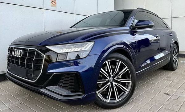 307 Bнедорожник Audi Q8 синий прокат аренда c водителем без водителя Київ - изображение 1