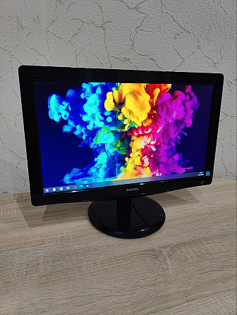 Офісний монітор 18.5" PHILIPS 196V3L 1366x768/LED/TN/5мс + кабель VGA Раздельная - изображение 1