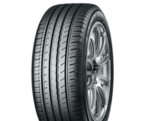 205/55 R17 Yokohama BluEarth-GT AE51D 91V Легкова шина Киев - изображение 1