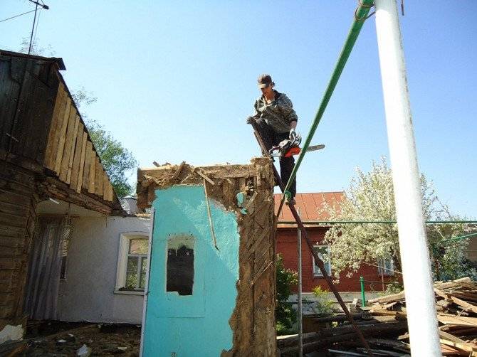 Демонтаж домов вручную в Киеве и Киевской области. Киев - изображение 1