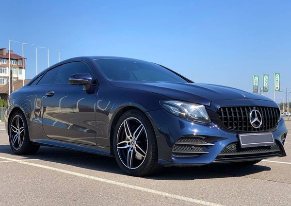 059 Прокат авто без водителя Mercedes Е Coupe W238 cиний аренда Киев Київ - изображение 1
