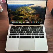 Лаконічний і стильний MacBook Air 2019 Silver 8/128GB — чудовий вибір за доступною ціною! Київ