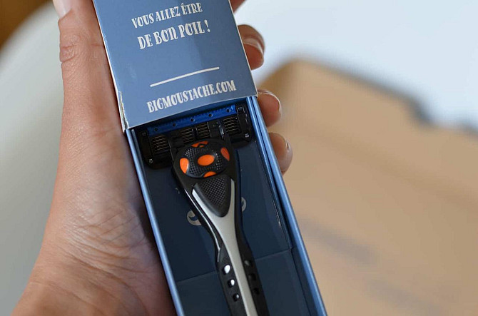 Чоловіча бритва Qshave Black Spider – без батарейок, без компромісів Київ - изображение 1