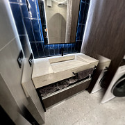 Білий бетонний умивальник з тримачем для рушника — авторський дизайн лофт на замовлення Одесса
