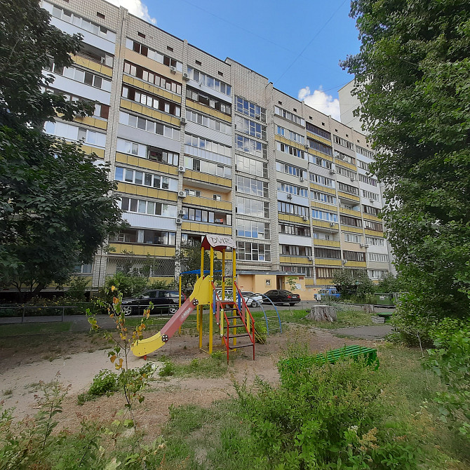 1 кім поруч Севастопільска пл та Соломянський , вул.Зерових №14а Київ - изображение 1
