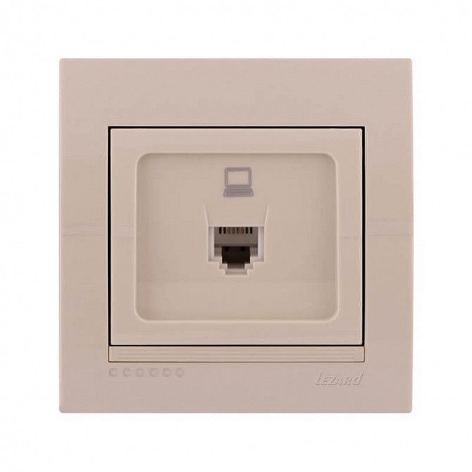 Компьютерная розетка Lezard Deriy RJ45 5 категория Кремовая (702-0303-139) Киев - изображение 1