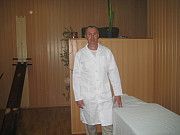Массажист-реабилитолог при боли в спине. Киев