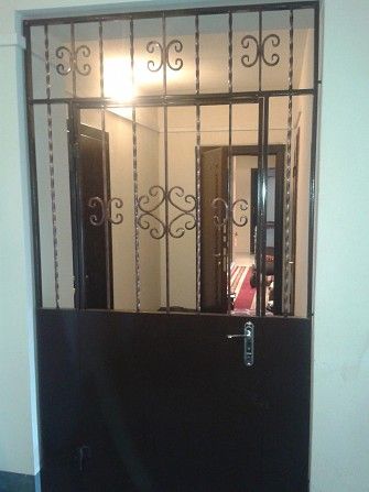 тамбурные двери и междуэтажные кладовки и другие сварочные работы Одесса - изображение 1
