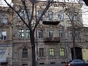 Продается старинный трех этажный дом в центре г. Одесса, на ул. Неженская Одесса