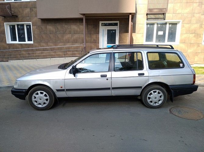 Ford Sierra Mark3. Парктроник, Люк, Рейлинги, Гидроусилитель, Фаркоп, Титаны Киев - изображение 1