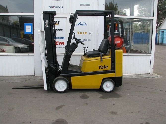 Продам вилочный погрузчик Yale (2 тонны, триплекс, св. ход) Дніпро - изображение 1
