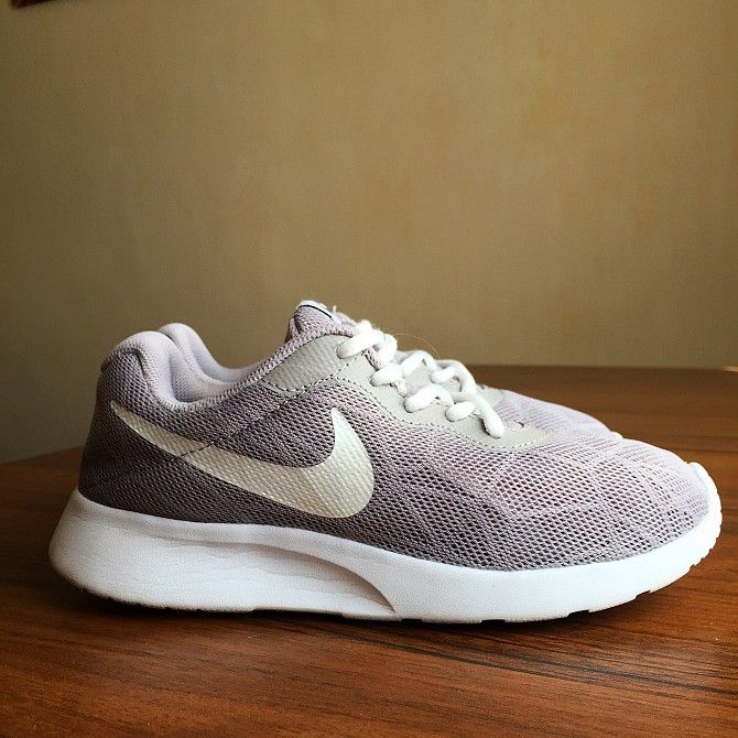 Кроссовки Nike Изяслав - изображение 1