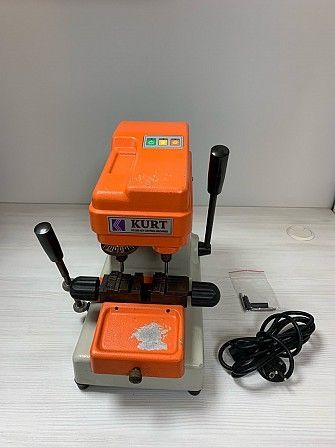 Станок для нарізки ключів KURT PN 200 Черновцы - изображение 1