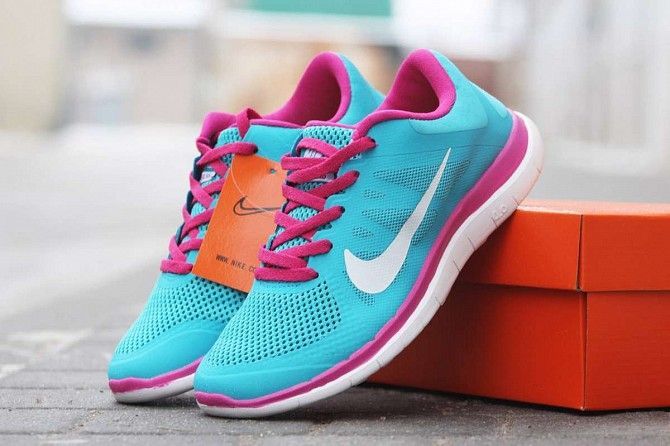 Женские кроссовки Nike Free Run 4 0 голубые с розовым 1666 Мелитополь - изображение 1