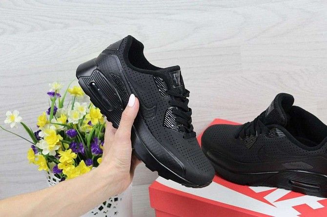 Женские кроссовки Nike Ultra Moire черные 4004 Мелитополь - изображение 1