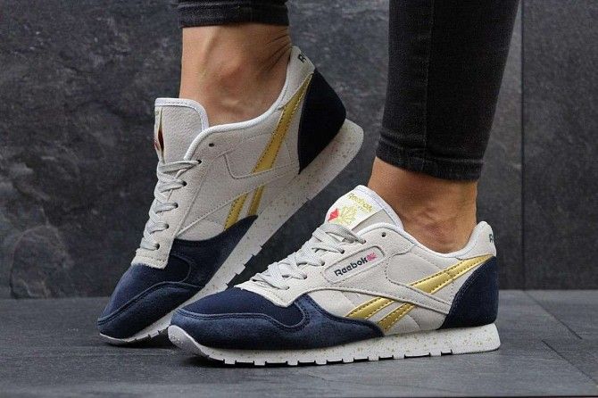 Женские кроссовки Reebok Classica бежевые с темно синим 2928 Мелитополь - изображение 1