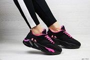 Женские кроссовки черные с розовым x Yeezy Boost 700 OG 7315 Мелитополь