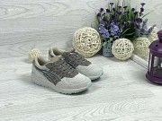 Кроссовки женские бежевые с коричневым Asics 4700 Мелитополь