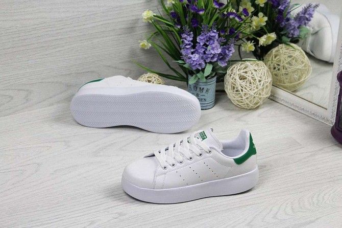 Кроссовки женские белые с зеленым Stan Smith 4922 Мелитополь - изображение 1