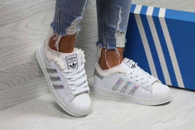 Кроссовки женские белые с серебристыми полосками Superstar 6360 Мелитополь - изображение 1