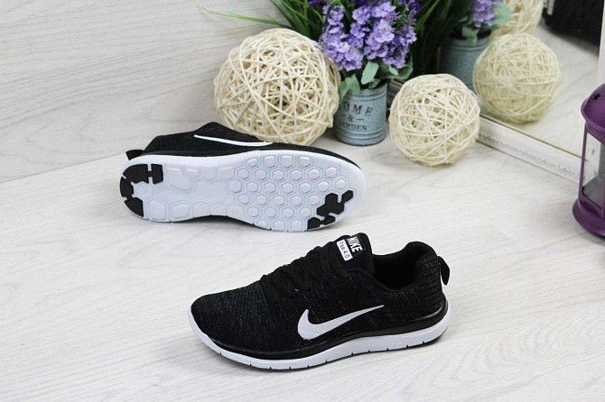 Кроссовки женские черно белые Free Run 4.0 4901 Мелитополь - изображение 1