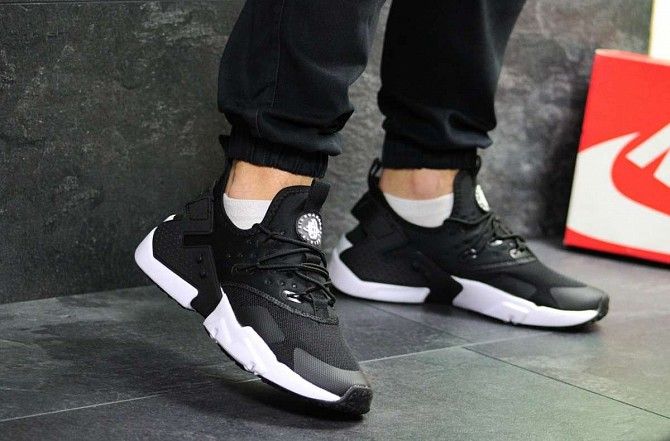 Кроссовки мужские черные с белым Air Huarache 7107 Мелитополь - изображение 1