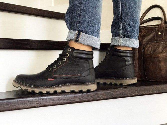 Мужские зимние ботинки черные Levis 8516 Мелитополь - изображение 1