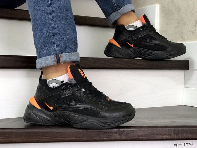 Мужские зимние кроссовки черные с оранжевым Nike Air Monarch 8736 Мелитополь - изображение 1
