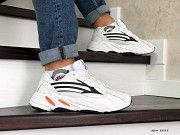 Мужские кроссовки белые Adidas Yeezy Boost 700 8688 Мелитополь