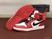 Мужские кроссовки белые с красным и черным Air Jordan 1 Retro 8573 Мелитополь