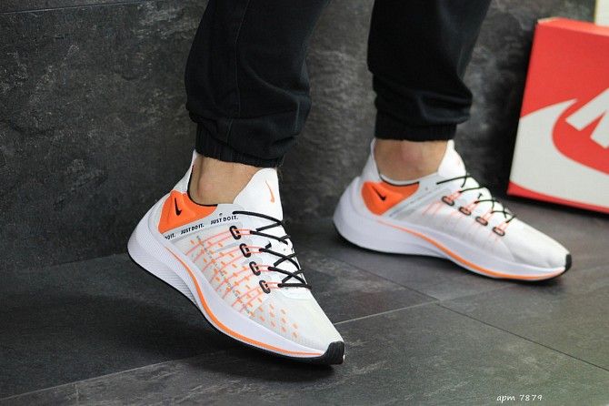 Мужские кроссовки белые с оранжевым Nike EXP-X14 7879 Мелитополь - изображение 1