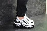 Мужские кроссовки белые с черным Air Vapormax Plus 7753 Мелитополь