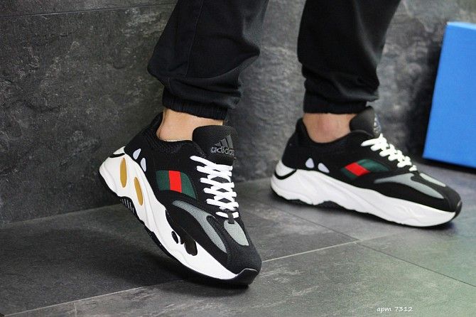 Мужские кроссовки черно-белые с красным Adidas x Yeezy Boost 700 OG 7312 Мелитополь - изображение 1