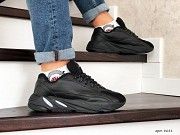 Мужские кроссовки черные Adidas Yeezy Boost 700 8681 Мелитополь