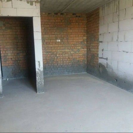 Продам 1 комнатную квартиру на Сахарова 50 кв.м. Одесса - изображение 1