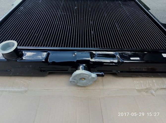 Радиатор ГАЗ 33104 ВАЛДАЙ 2-х рядный Производство Оренбург Харьков - изображение 1