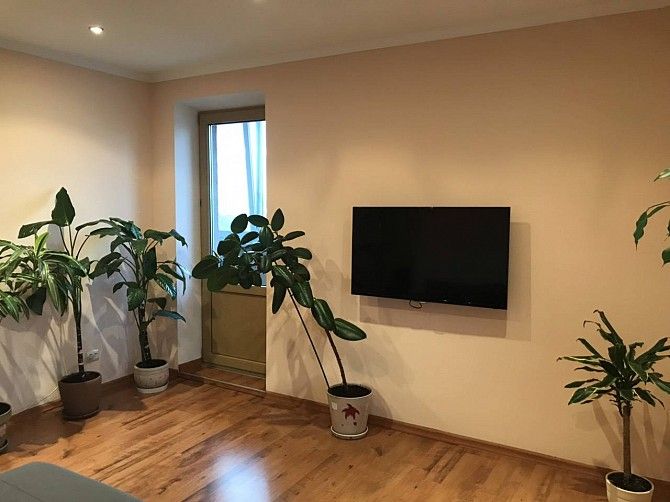 Продам 2 комнатную квартиру на пр. Добровольского Одесса - изображение 1