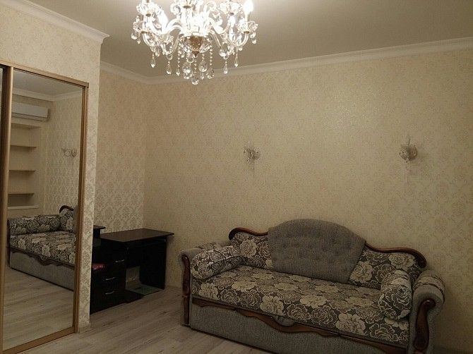 Продам просторную 2-х комнатную квартиру. Одесса - изображение 1