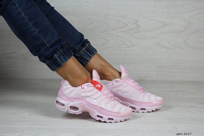 Женские кроссовки розовые Air Max Tn 8257 Мелитополь - изображение 1