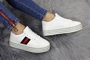Женские стильные белые кроссовки на платформе Roshe 1157 (37 размер) Мелитополь