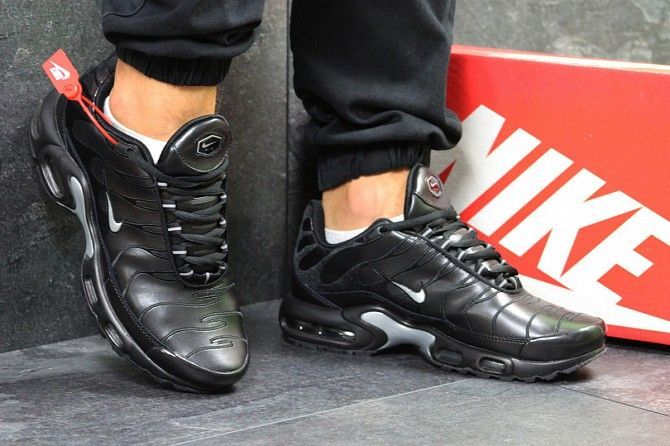 Кроссовки мужские черные с серым Air Max Tn 5923 Мелитополь - изображение 1