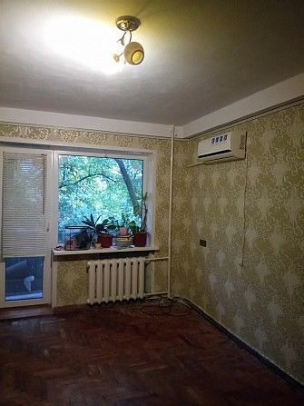СРОЧНО!!!Квартира возле мединститута Запорожье - изображение 1