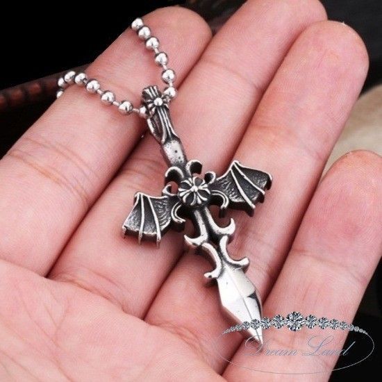Крестик из нержавеющей медицинской стали “Wings of Darkness” Червоноград - изображение 1