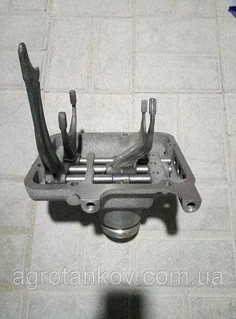Крышка верхняя КПП Газ-53, Газ-66, Газ-3307 в сборе (3307-1702010-10) Мелитополь - изображение 1